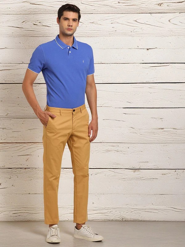 Indian Terrain Men's Slim Fit Solid Khaki Trousers